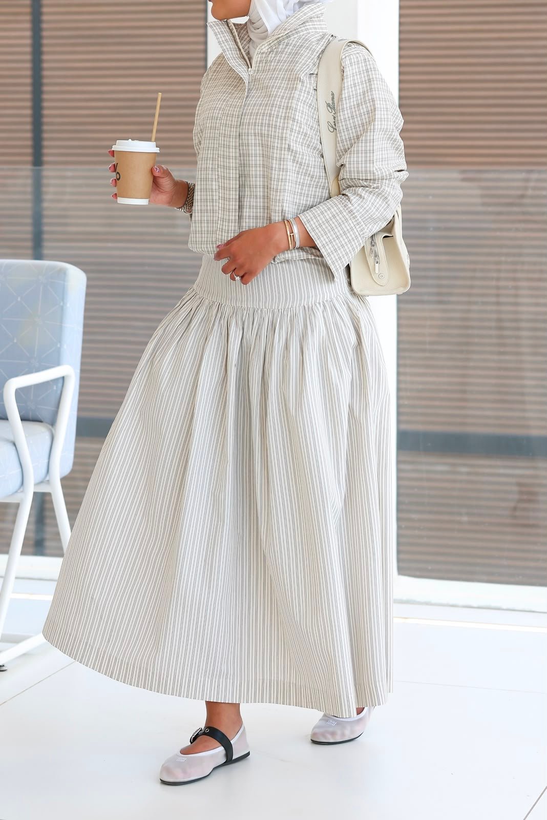 Skirt and blouse 2 - Image 2