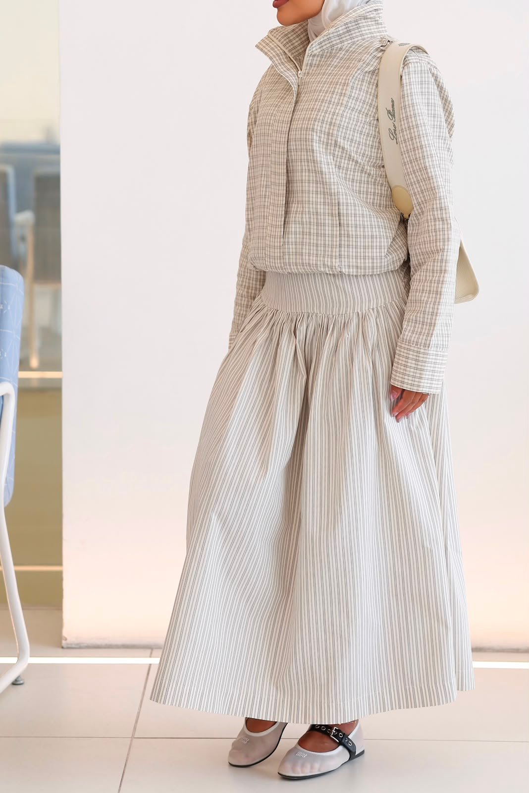 Skirt and blouse 2 - Image 4